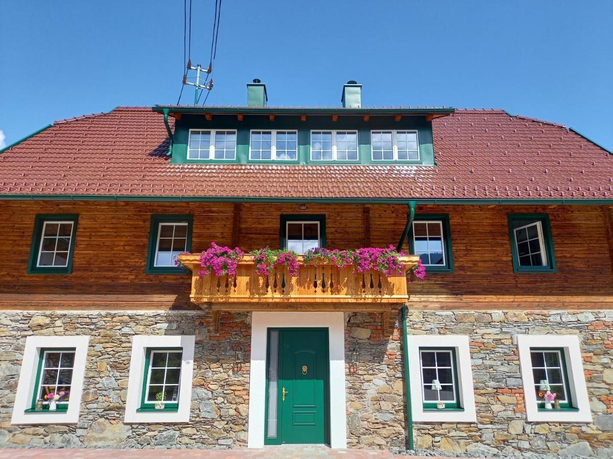 Landhaus Gruenjuwel Himmelberg Екстериор снимка