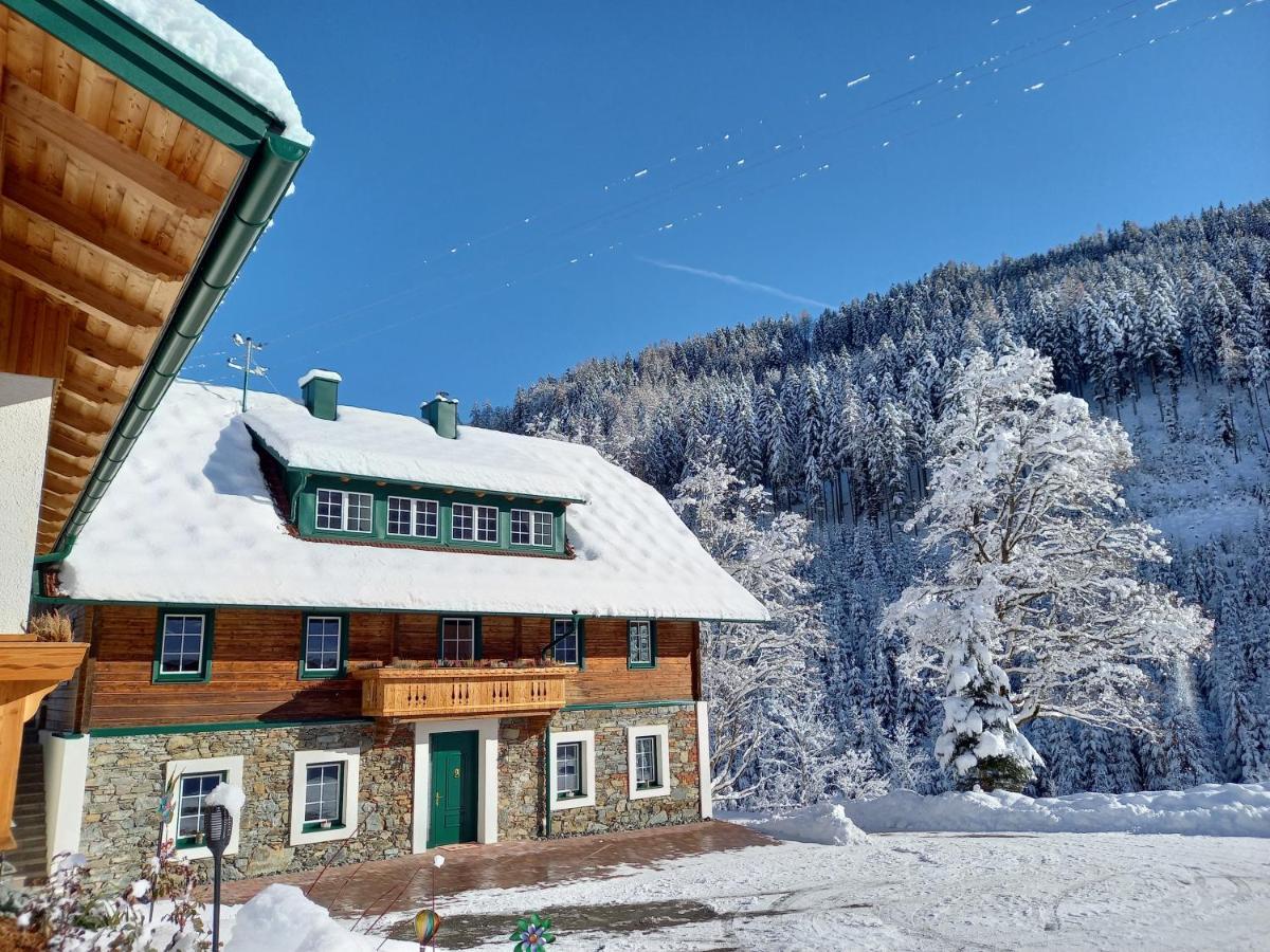Landhaus Gruenjuwel Himmelberg Екстериор снимка