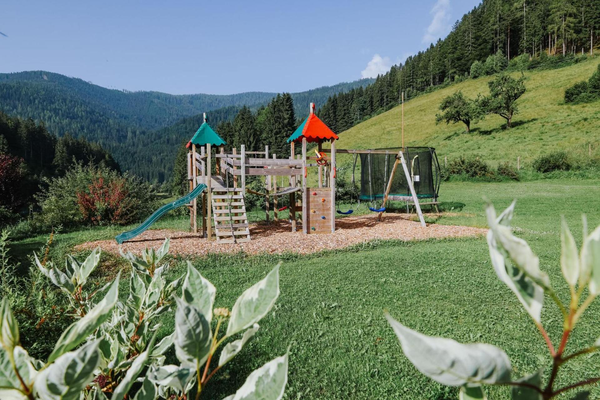 Landhaus Gruenjuwel Himmelberg Екстериор снимка