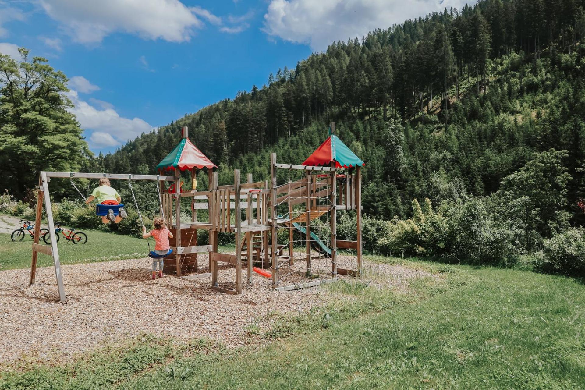Landhaus Gruenjuwel Himmelberg Екстериор снимка