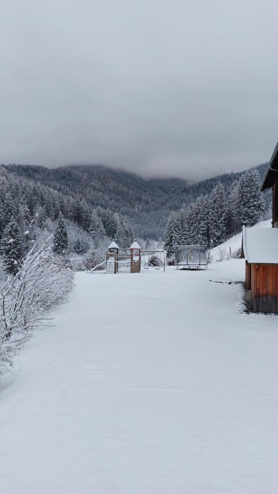 Landhaus Gruenjuwel Himmelberg Екстериор снимка
