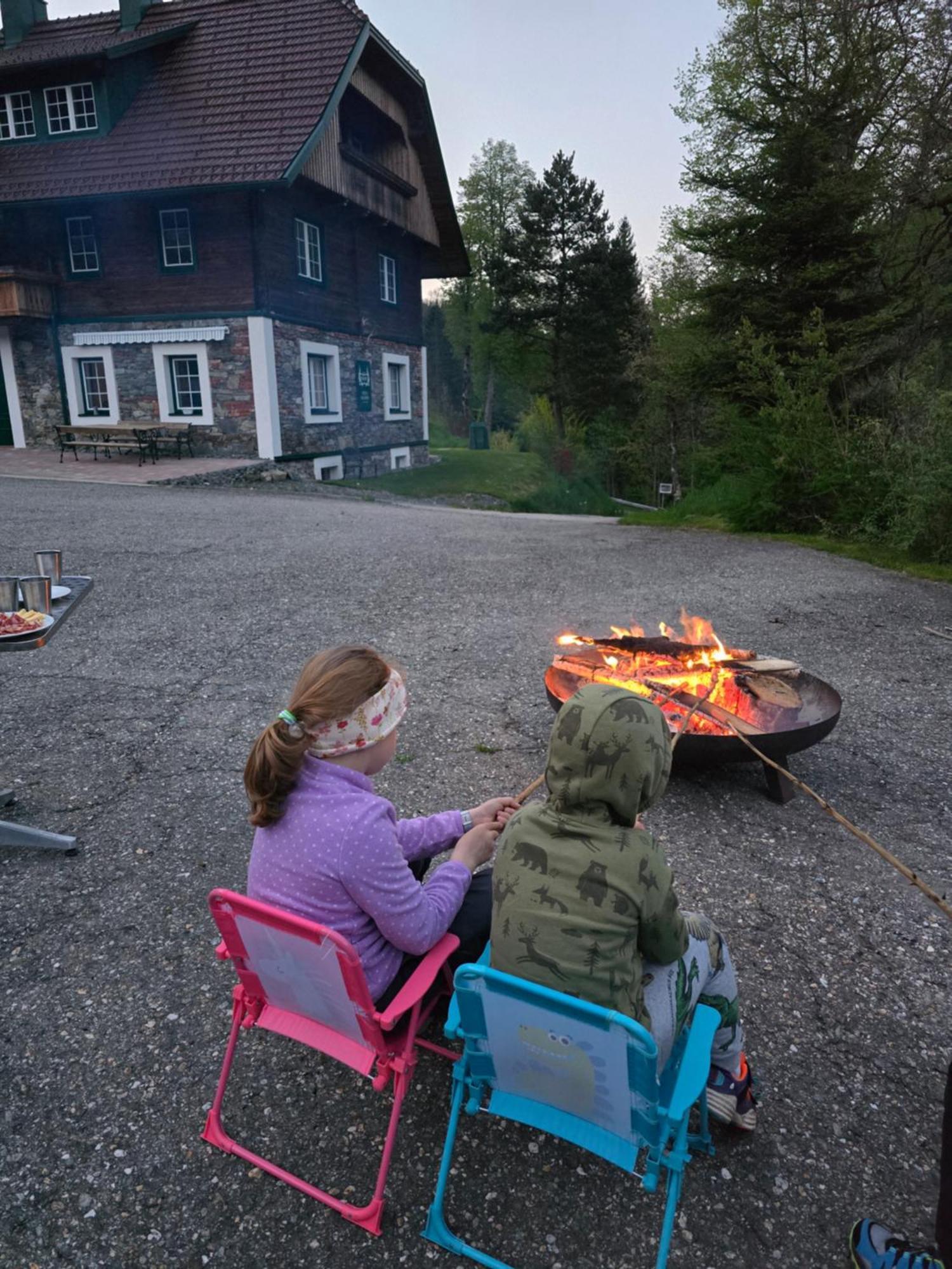 Landhaus Gruenjuwel Himmelberg Екстериор снимка